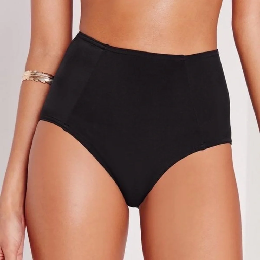 High-Waisted Bikini Bottoms | Streamlined and Slimming. - Picture 1 of 7